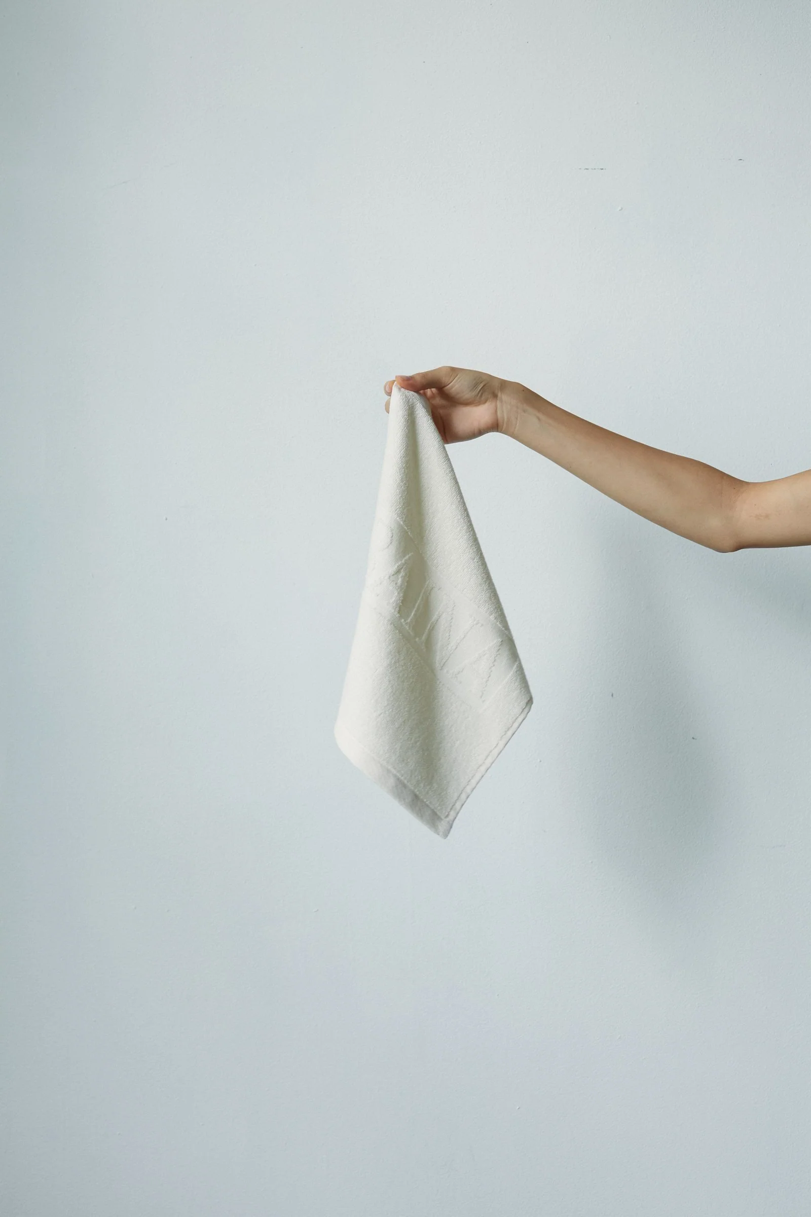 Agnes Face Cloth - Ivory - Image 5