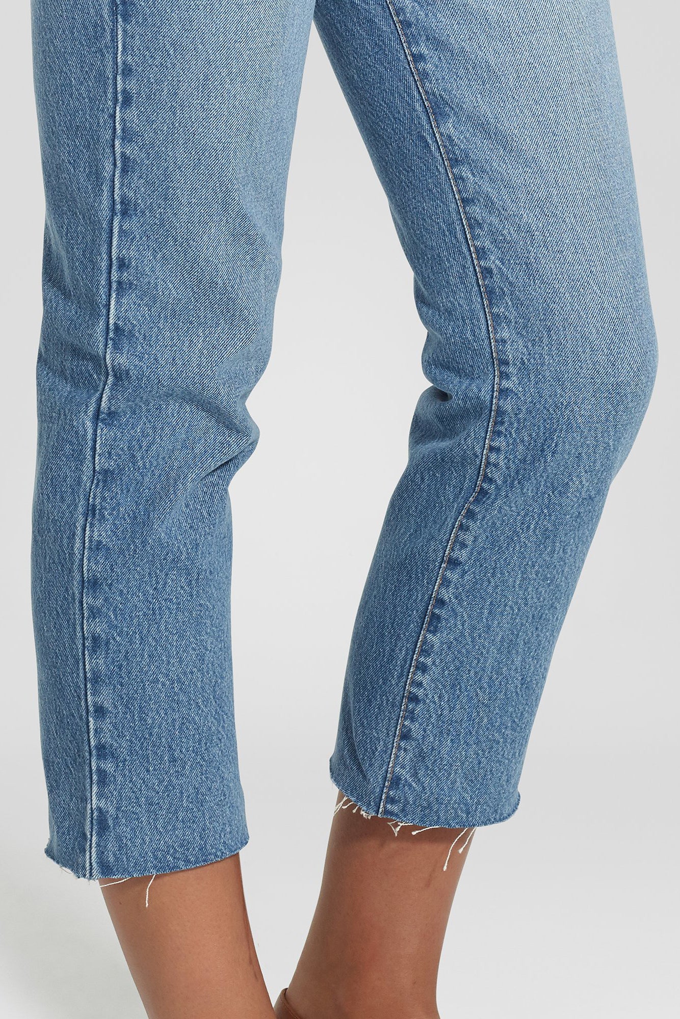 Hutton Jean - Free - Image 5